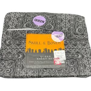 NEW Queen Skull & Bones Sheet Set Halloween Gothic Skeleton Bedding